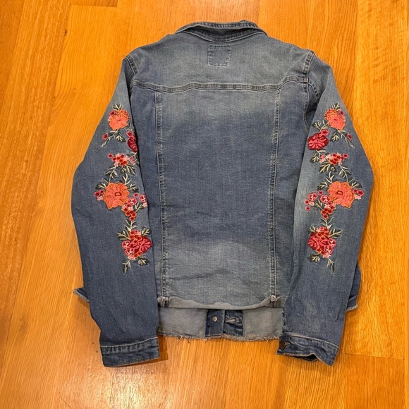 Ruff Hewn Blue Jean Jacket with Floral Embroidery Size XL Cottagecore Denim - Picture 2 of 7